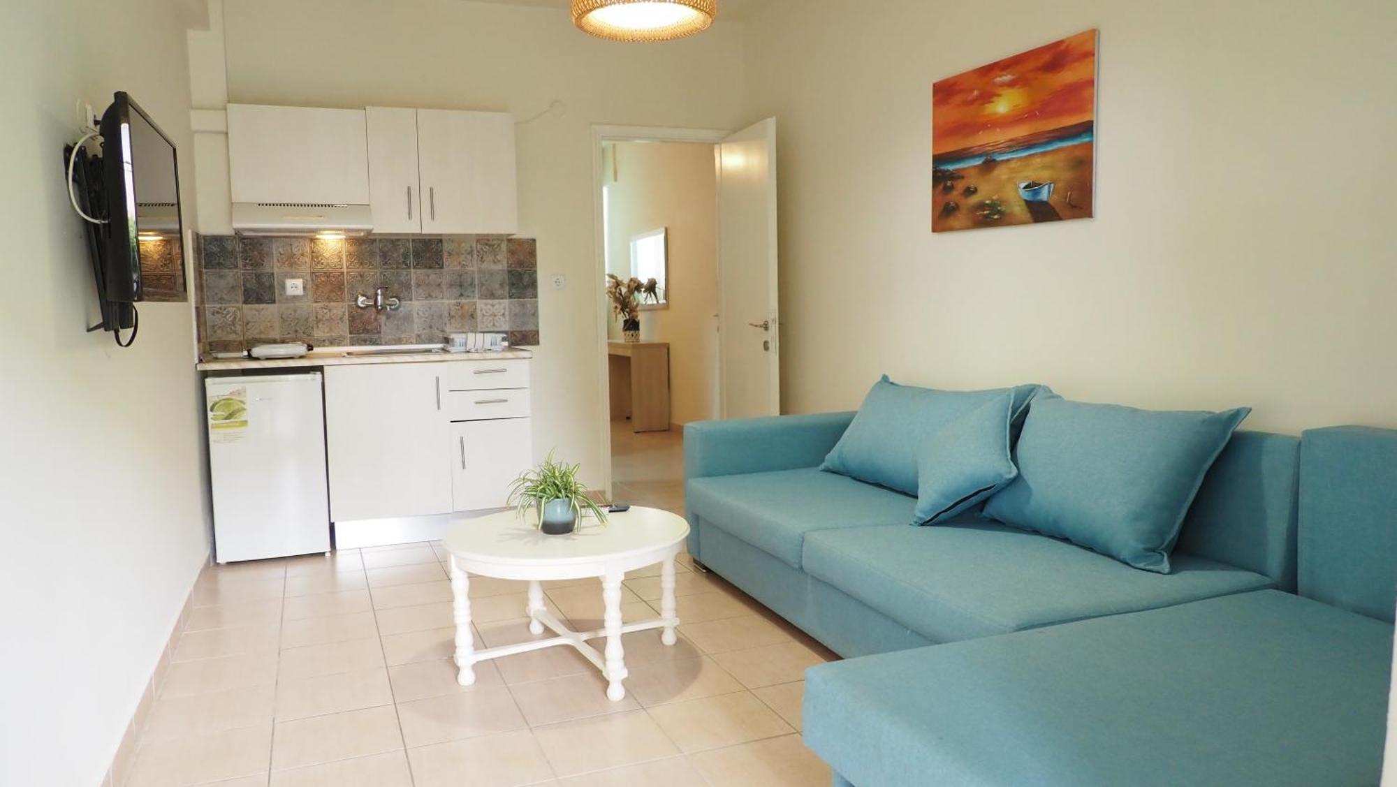 Leonidas Apartments And Suites Mola Kalyva Ngoại thất bức ảnh