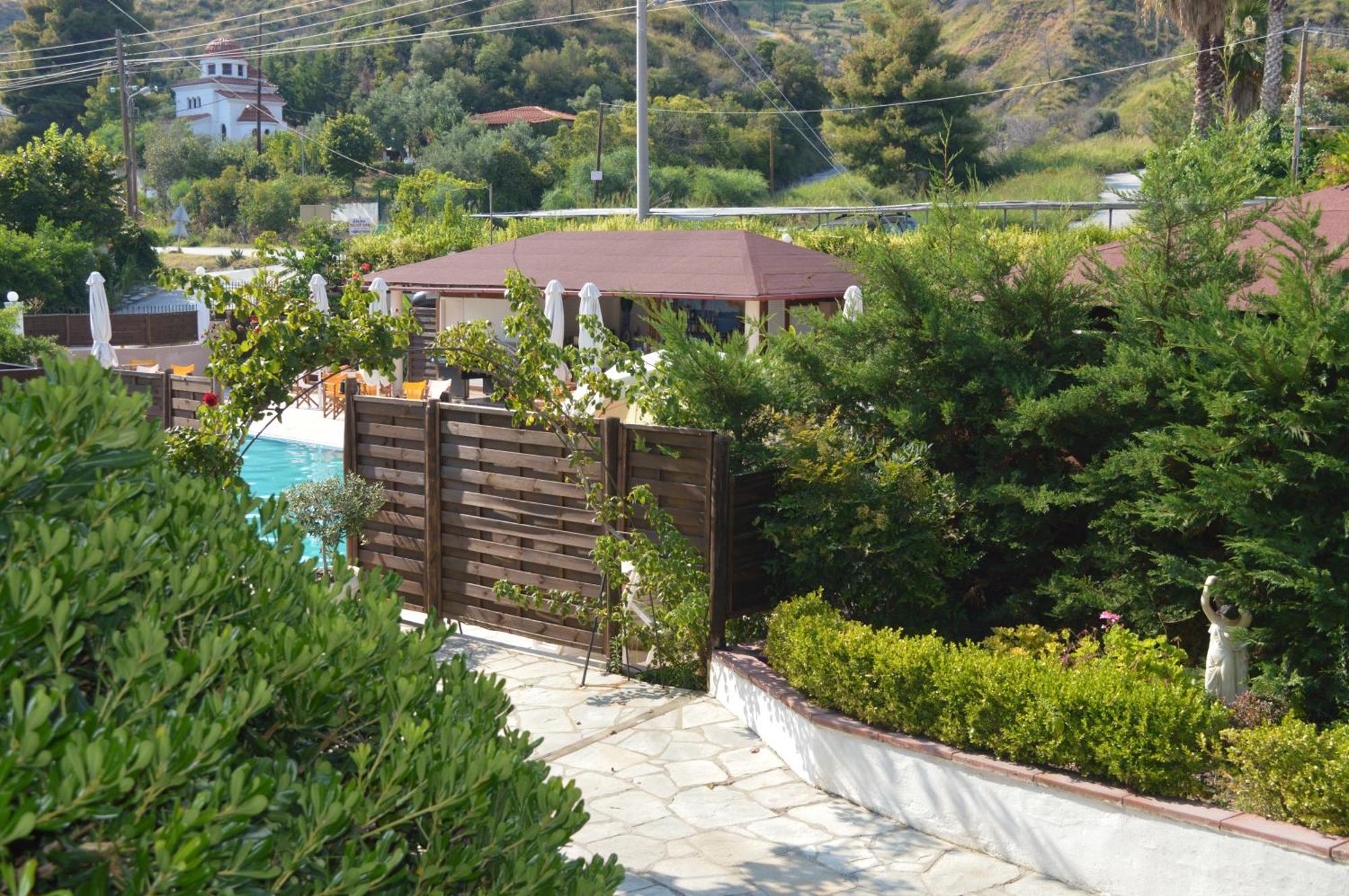 Leonidas Apartments And Suites Mola Kalyva Ngoại thất bức ảnh